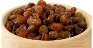 Raisin water on empty stomach benefits for digestion and health