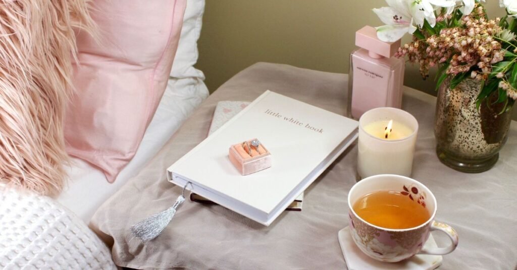 Smart living evening routine with simple habits for calm nights and better sleep